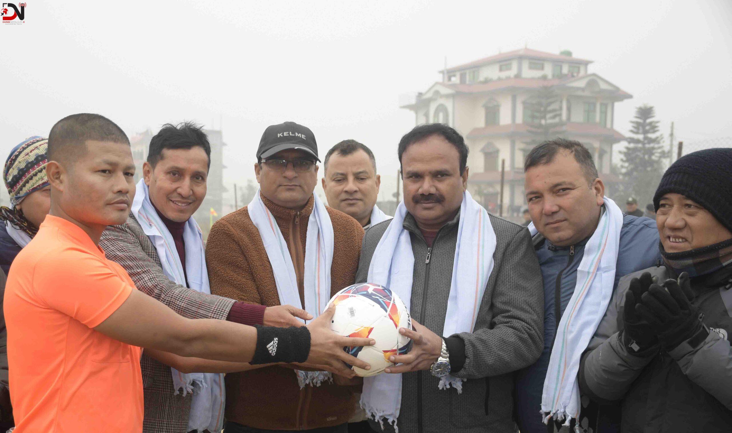 मेयर कप छात्र–छात्रा फुटबल सुरु