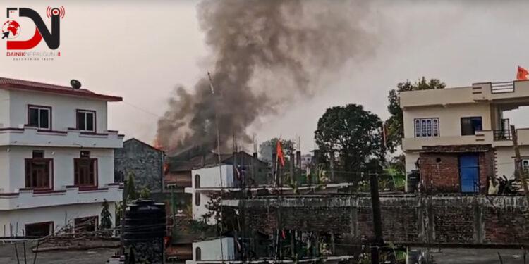 ब्रेकिङ न्यूजः जिप्रका नजिकैको मिल उद्याेग आगलागी