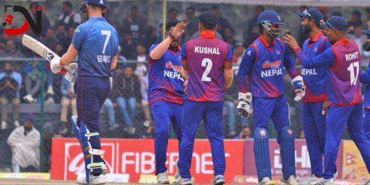 नामिबियाविरुद्ध टस हारेको नेपालले फिल्डिङ गर्दै