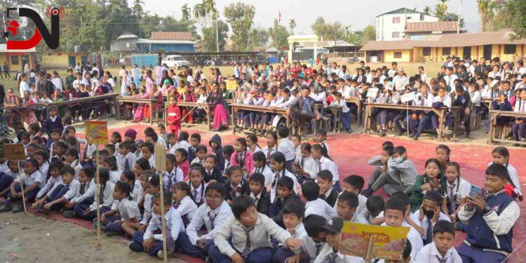 सबै सरकारी विद्यालयमा अङ्ग्रेजी माध्यम