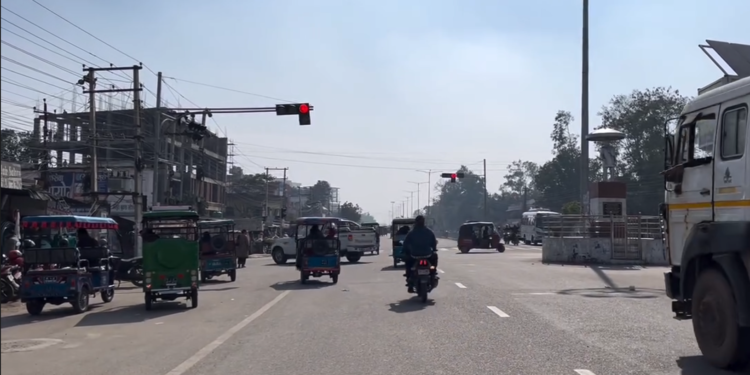 नेपालगन्जका विभिन्न पाँच स्थानमा ‘ट्राफिक लाइट’ जडान गरिएका छन्