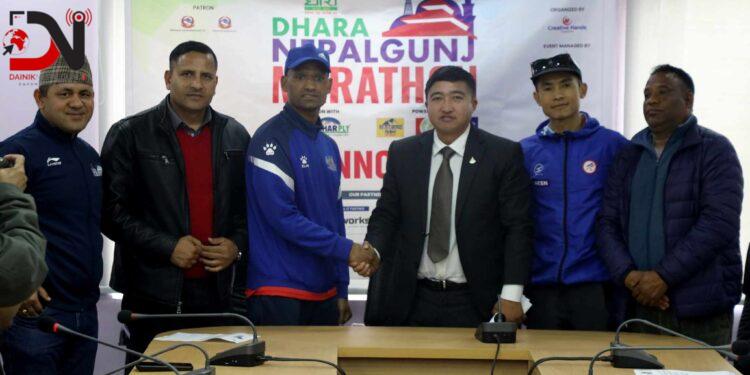 धारा म्याराथनका विजेता लण्डनमा दौडदै