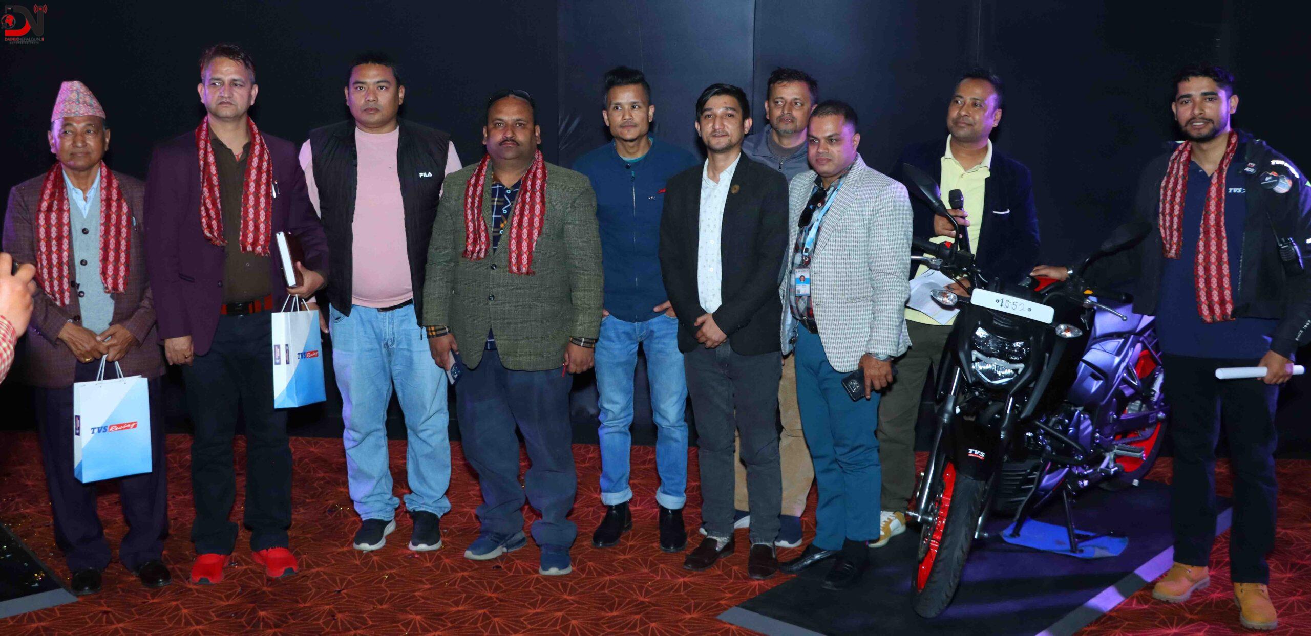 टिभिएसको ‘रोनिन’ मोटरसाईकल नेपालगन्जमा