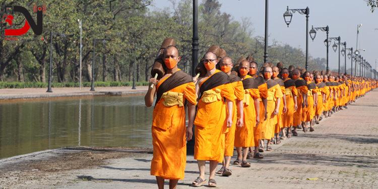 लुम्बिनीबाट भिक्षुहरुको धम्मयात्रा सुरु  