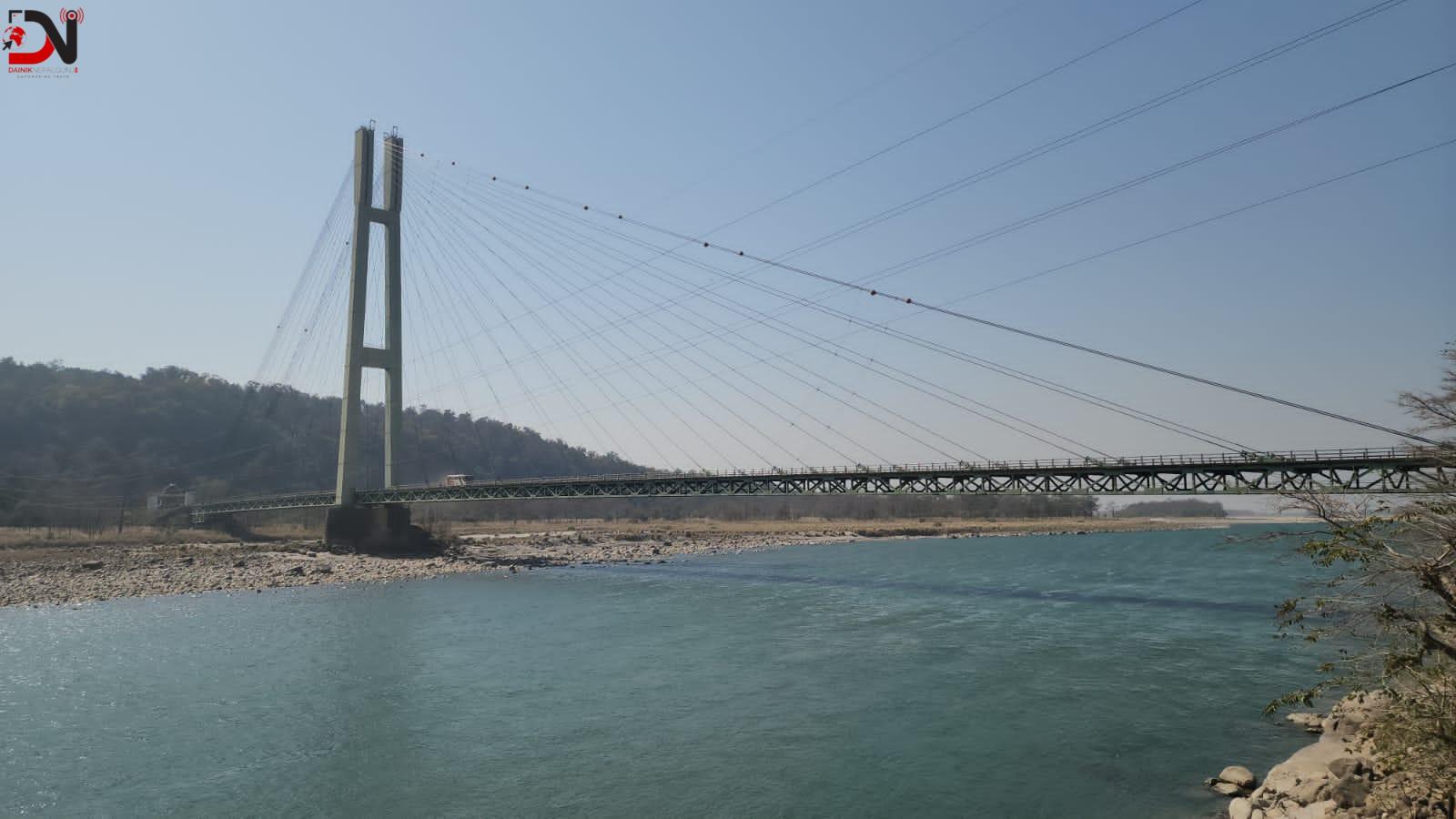 आगलागीपछि बन्द भएकाे कर्णाली पुल सञ्चालनमा आयाे