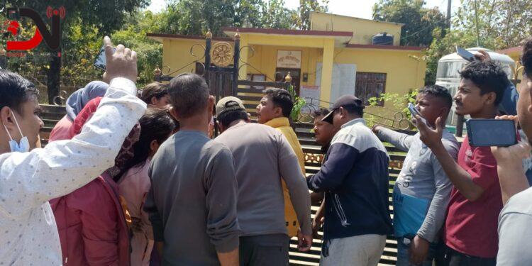 खजुरा-२ को वडा कार्यालयमा तालाबन्दी