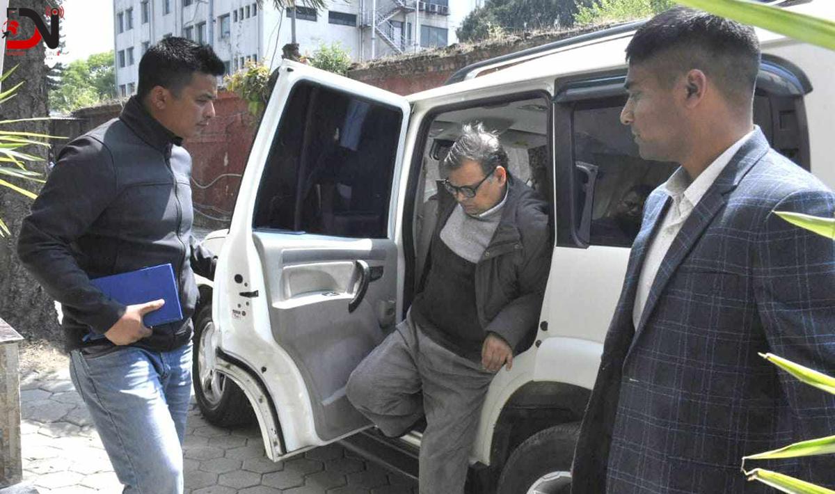 कृष्णबहादुर महरालाई नर्भिक अस्पताल पठाउने तयारी