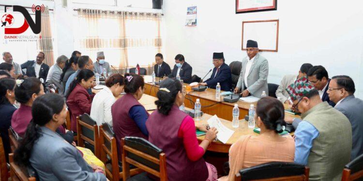 माओवादी केन्द्रका सांसदलाई ‘ह्वीप’