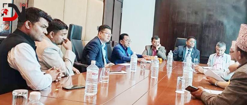 वडाध्यक्ष बर्माद्वारा रिङ्गरोडका लागि मन्त्रीको ध्यानाकर्षण