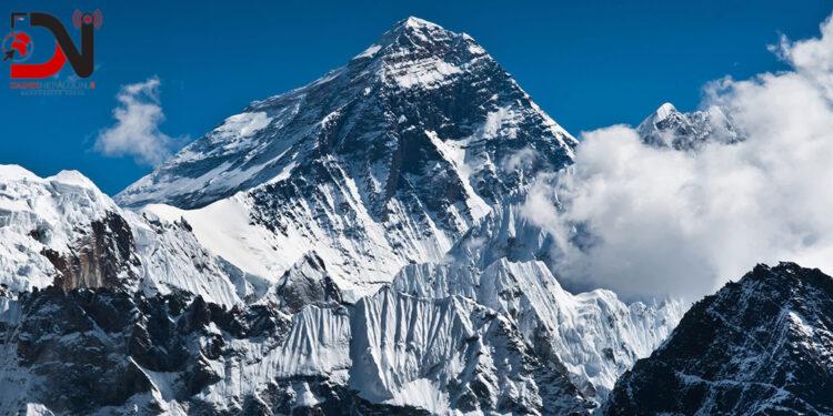 सगरमाथाको चौथो शिविरसम्म बाटो खुल्यो