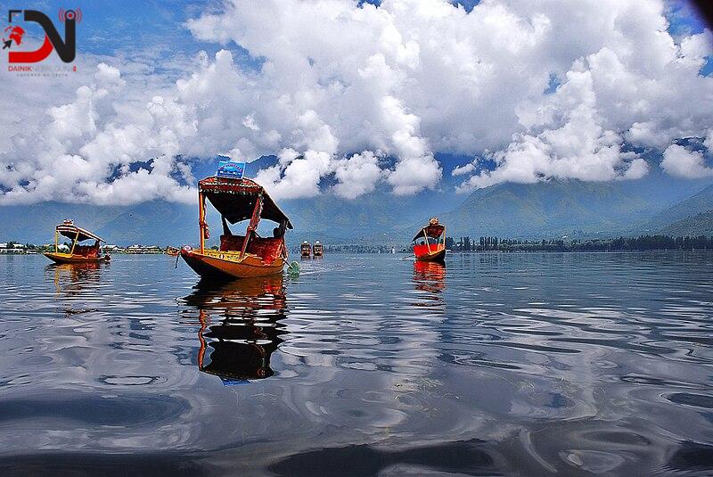 भारतीय काश्मिरमा डुङ्गा पल्टिँदा १५ जना बेपत्ता