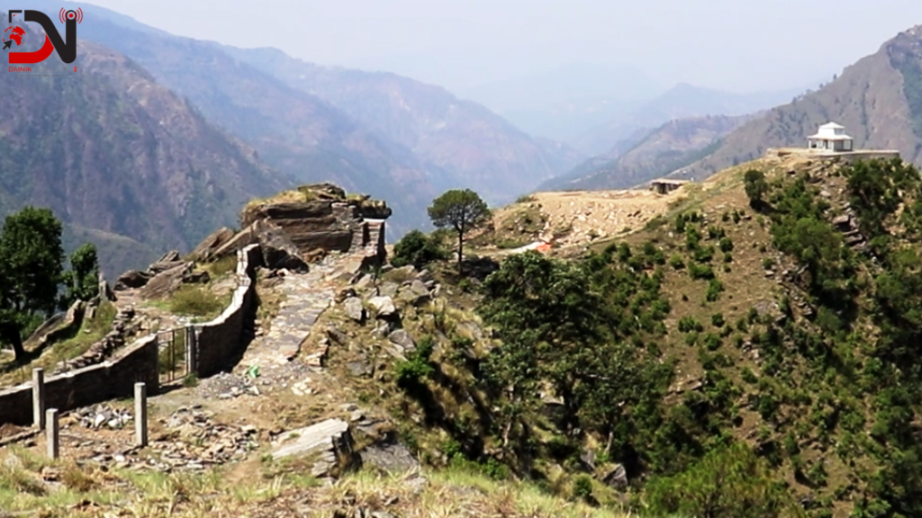 आन्तरिक पर्यटकको रोजाइमा कोटदरबार