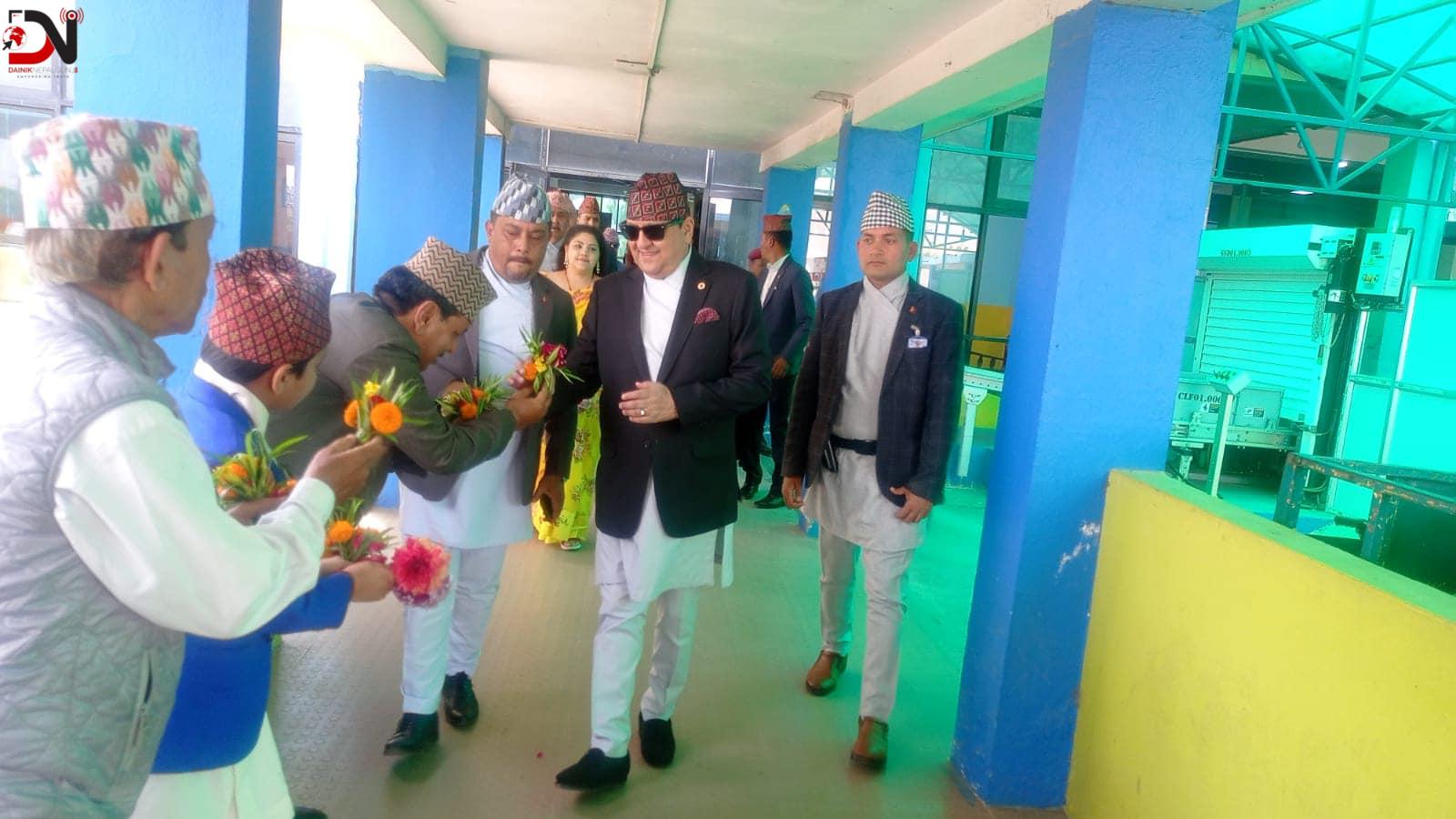 ‘राष्ट्रको पुरानो गौरव फर्काउँ’