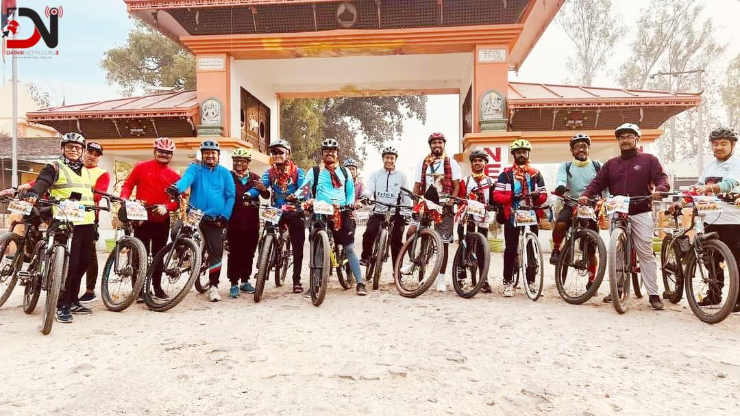 नेपालगन्जबाट साइकलमै अयोध्या