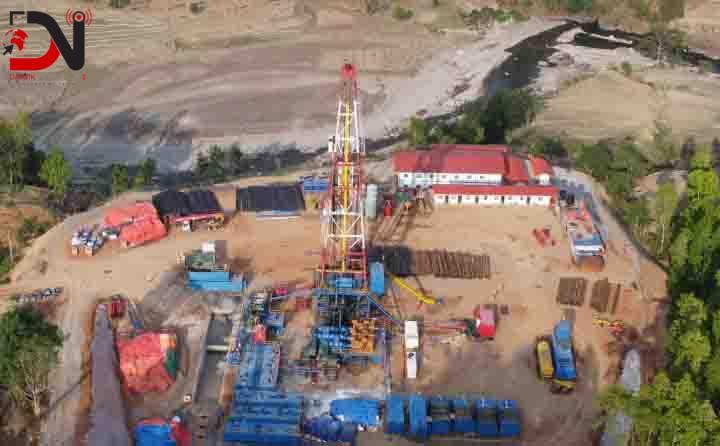 पेट्रोलियम पदार्थ अन्वेषण : दर्जनौ कामदार उत्खननमा व्यस्त