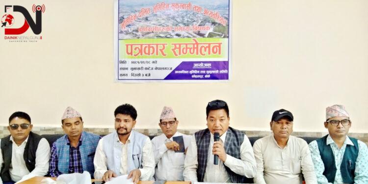 भूमिहीन भन्छन्, ‘हामी कहाँ बस्ने ?’