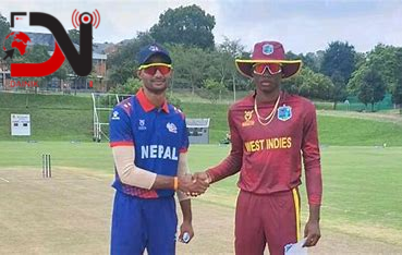 वेस्टइन्डिजविरुद्ध नेपाल पहिला फिल्डिङ गर्दै