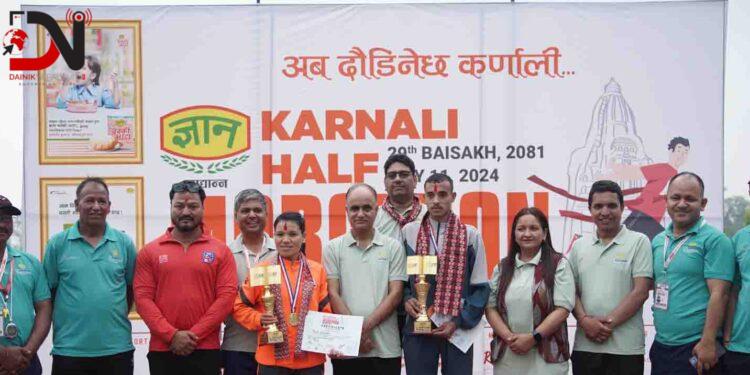 हाफ म्याराथनको उपाधि सेनाका नरेन्द्र र एपीएफका पुष्पालाई