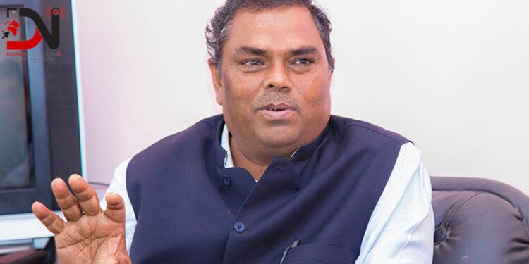 उपप्रधानमन्त्री यादवद्वारा राजीनामा