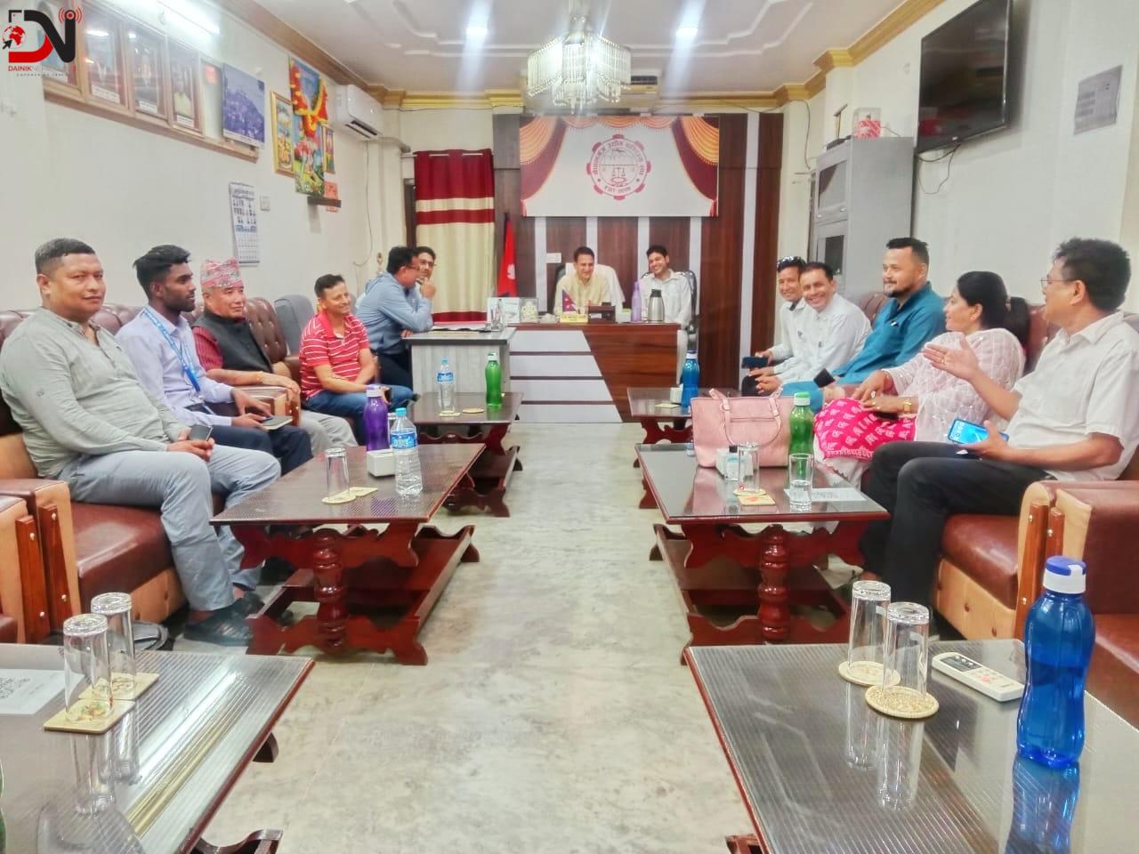 विद्युतले लिखित समस्या नदिएपछि आज बैठक