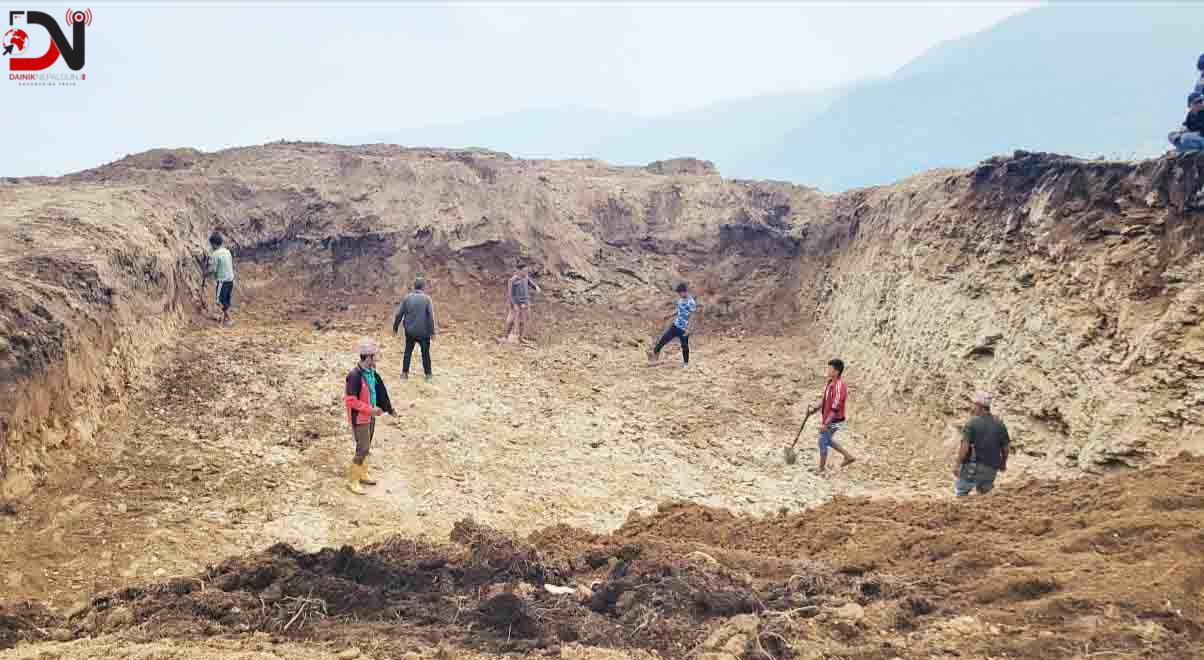 पानीको मुहान संरक्षण गर्न १५ वटा सामुदायिक वनमा ‘रिचार्ज’ पोखरी