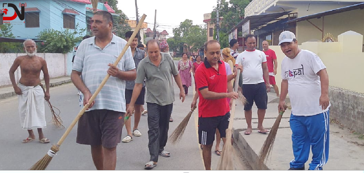 वडाको सुधार र सरसफाईमा जुट्दै स्थानीयहरु