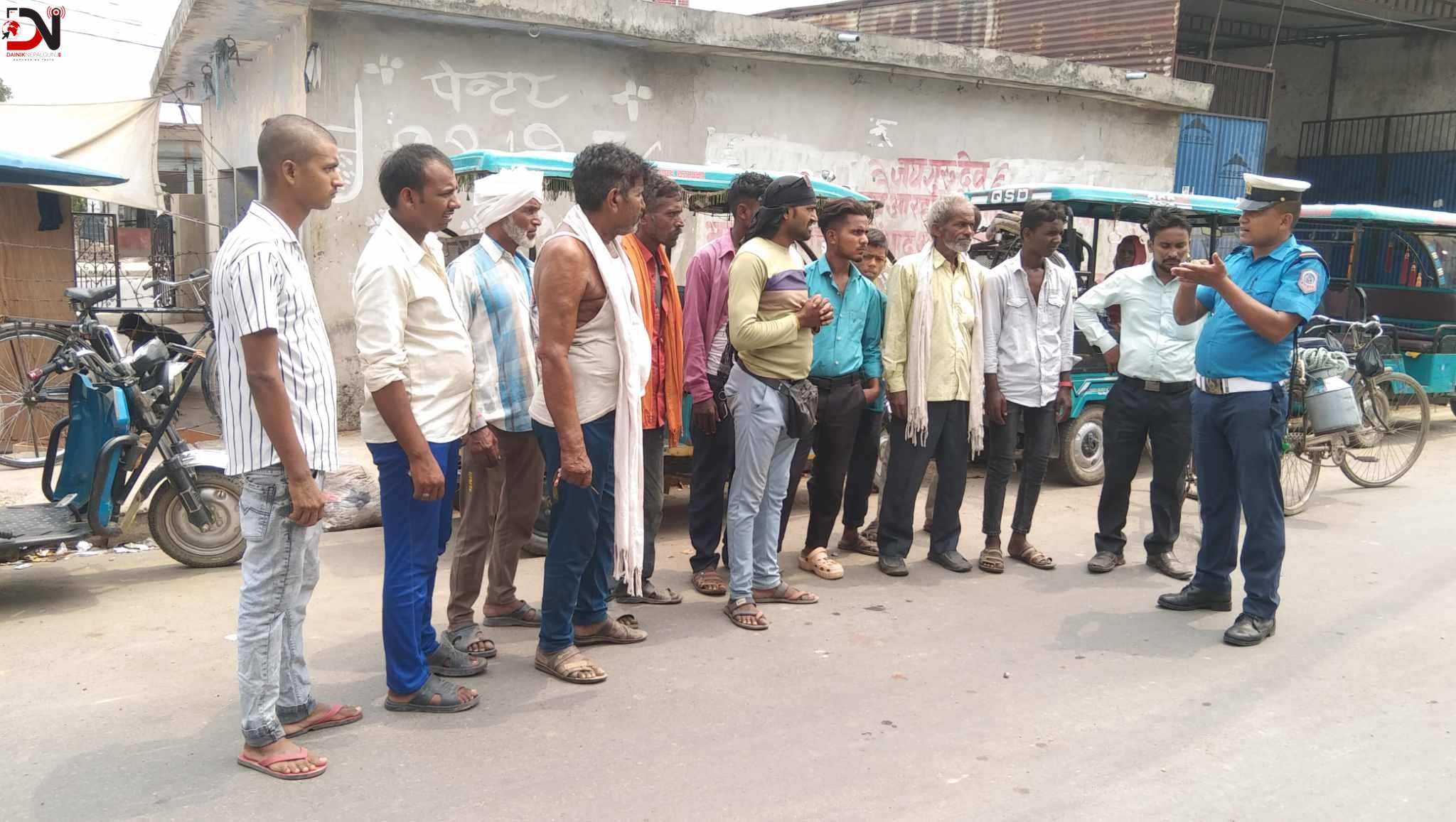 एक महिनामा एक हजार सात सय सवारीलाई कारवाही