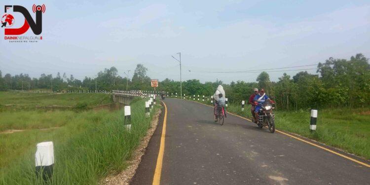 पक्की सडकले सुगम बन्दै खजुराका ग्रामीण बस्ती