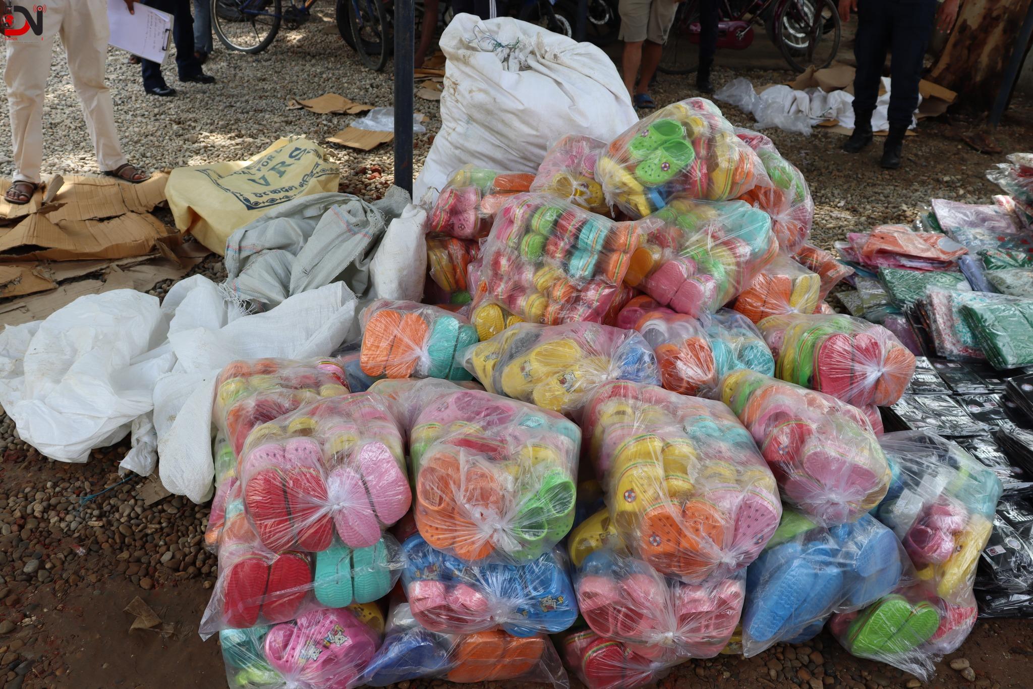 ठाउँठाउँमा चेक, बजारमा तस्करीका सामान