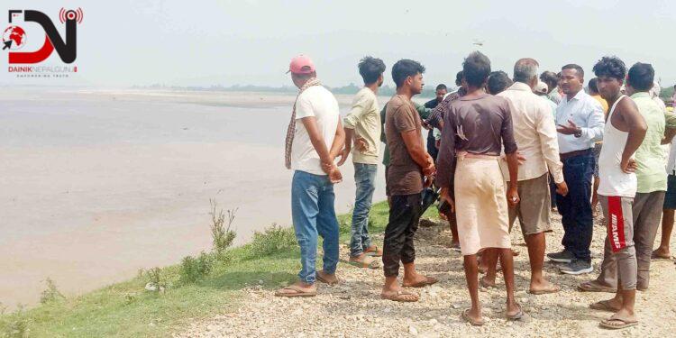 बस्तीमा बाढी पस्ने डरले निदाउन सक्दैनन् नरैनापुर र सोनारीवासी