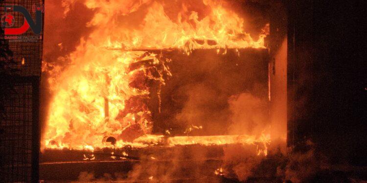 न्यूरोडको कपडा पसलमा आगलागी