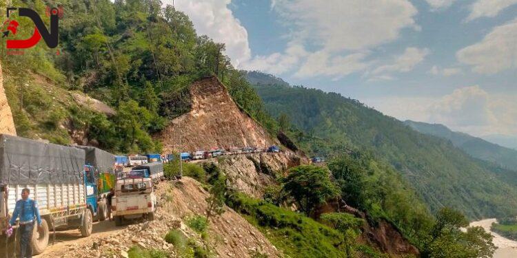नेपालगञ्जबाट ३२ दिनमा खार्पु पुगे मालबाहक ट्रक