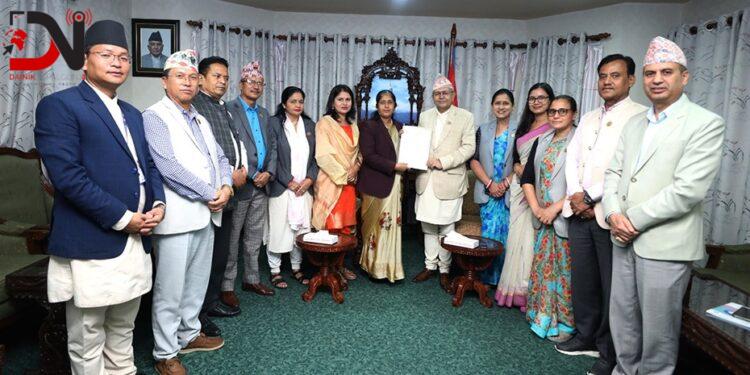 देशमा आजः ८ बजे ८ खबर