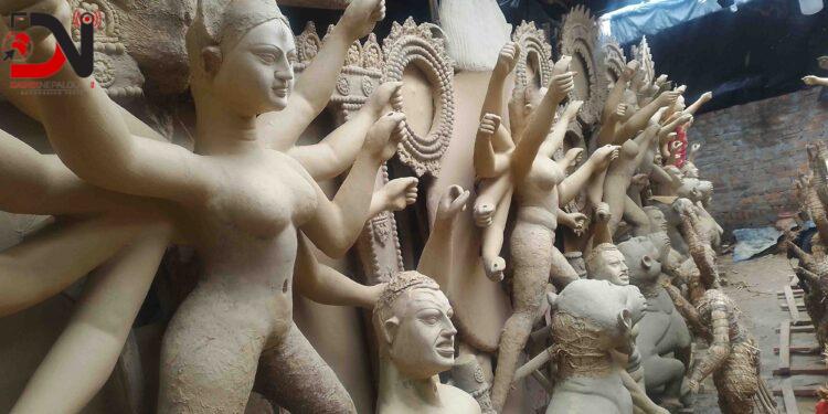 दसैँको आगमनसँगै बढ्यो मूर्तिकारको व्यस्तता