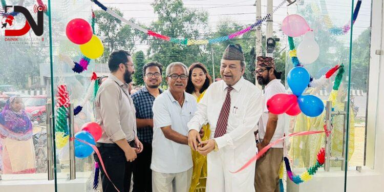 क्लिनिकमा डा. कमर