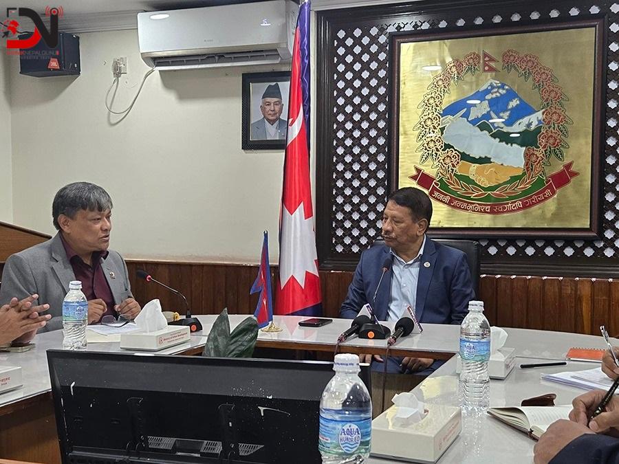 देशमा आजः ८ बजे ८ खबर