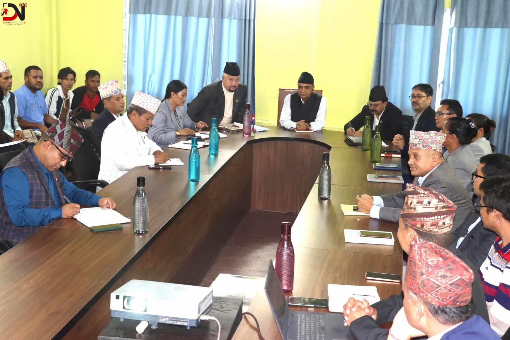 आन्तरिक श्रोत कमजोर भएका प्रदेशलाई संघीय राजस्व बढाउनुपर्छ