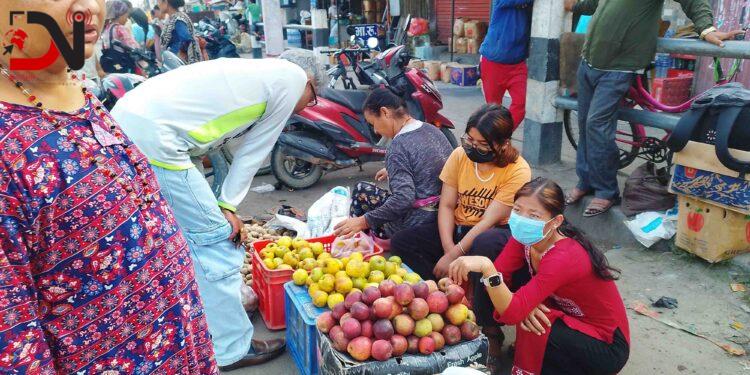 दसैँ–तिहारलाई कोसेली कर्णालीको स्याउ