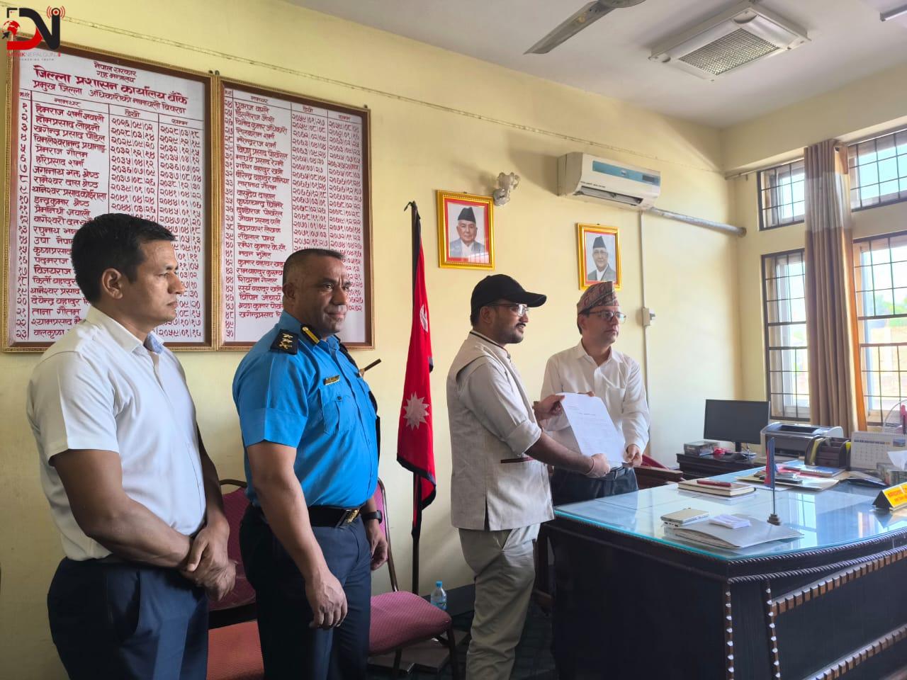 पत्रकार दुव्र्यवहार गर्नेलाई कारवाही माग