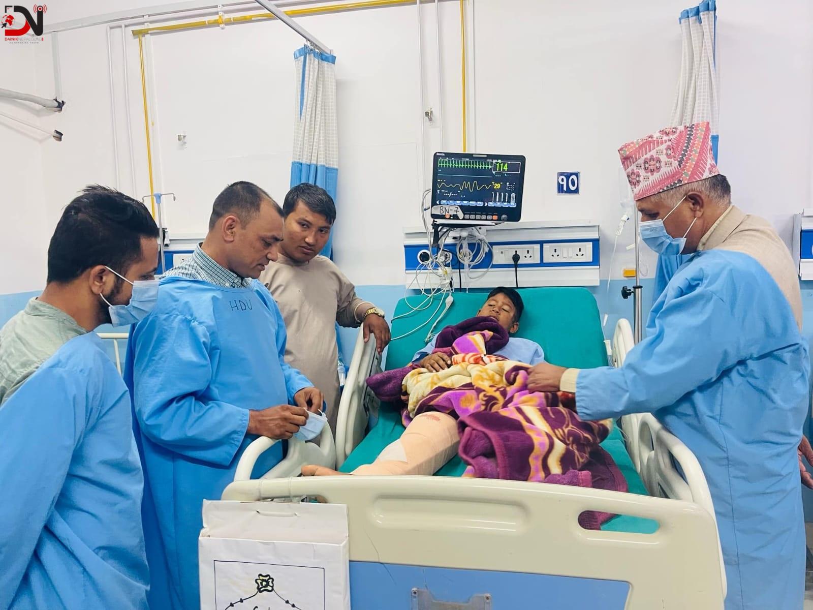 घाईतेहरुलाई उपचारमा कुनै कमी हुन दिने छैनौं : मुख्यमन्त्री