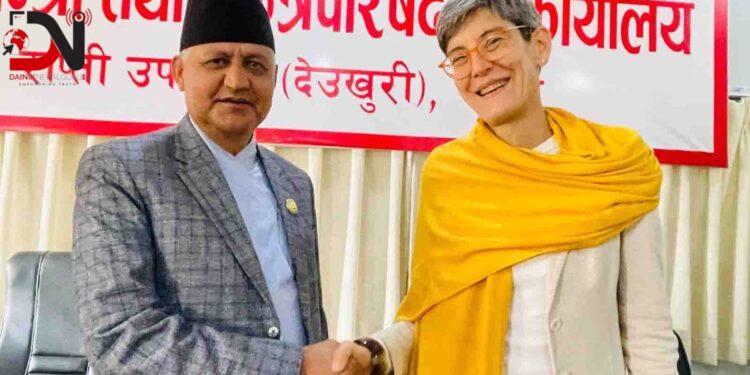 लुम्बिनीका मुख्यमन्त्री संग स्वीट्जरल्यान्डका राजदुतकाे भेट