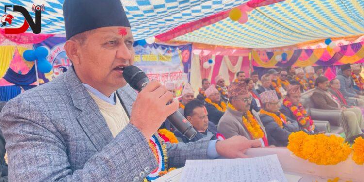 विद्यालय सुधार योजना कार्यान्वनयमा मुख्यमन्त्री आचार्यको जोड