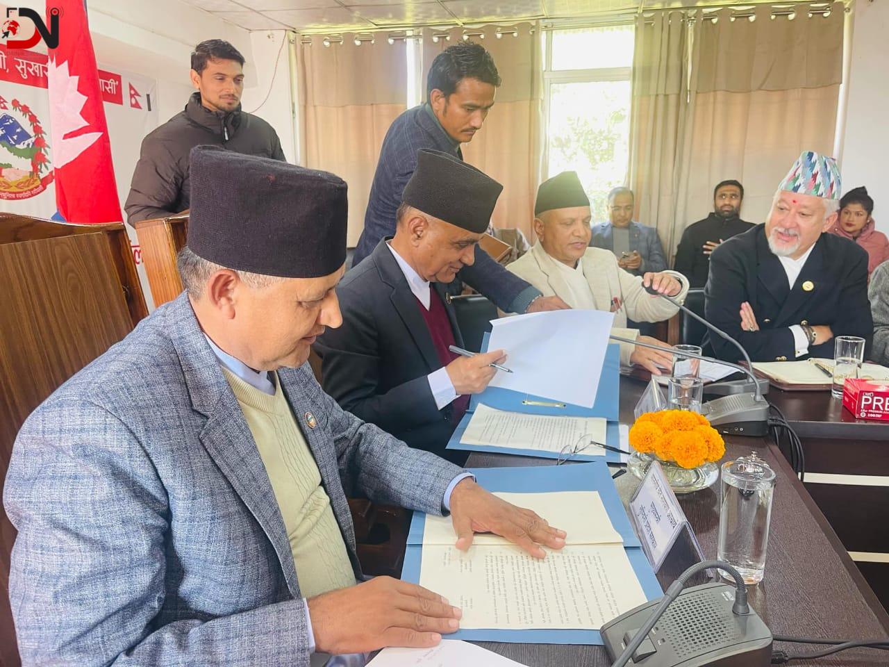 लुम्बिनी र कर्णाली प्रदेशका मुख्यमन्त्रीकाे विचमा १९ बुदे साझा प्रतिबद्धता