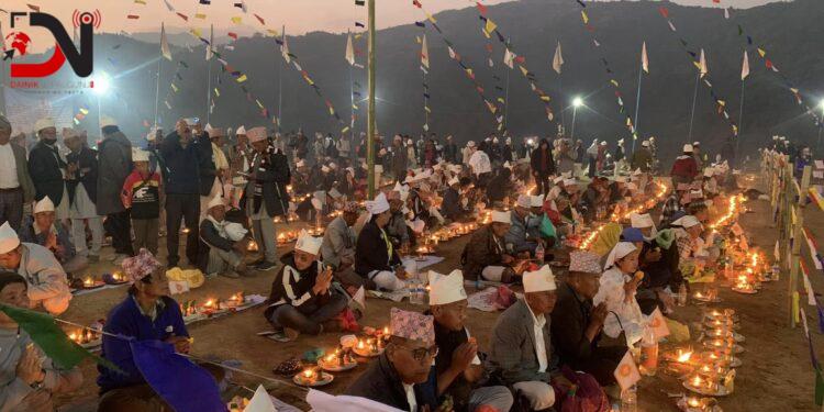 माङसेबुङमा धार्मिक पर्यटकको घुँइचो