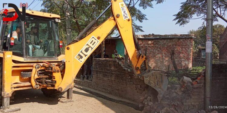 सडक अतिक्रमण विरुद्ध ‘बुल्डोजर एक्शन’