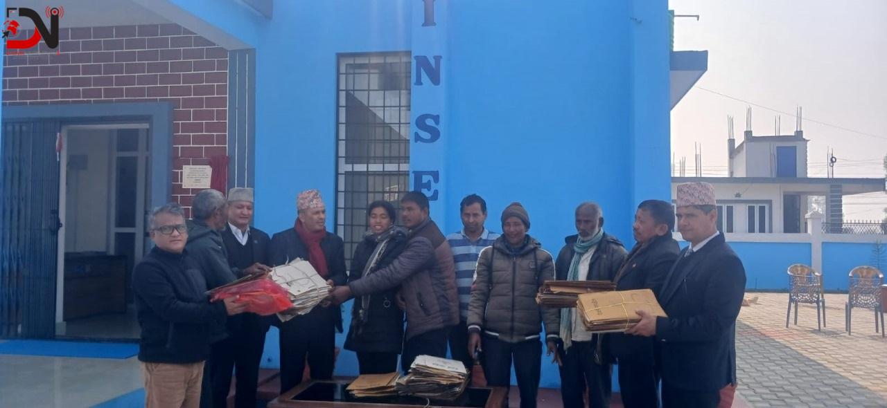 न्याय माग्दै पूर्व कमैया