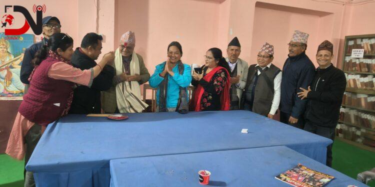 तिमिल्सिनालाई विद्यावारिधि