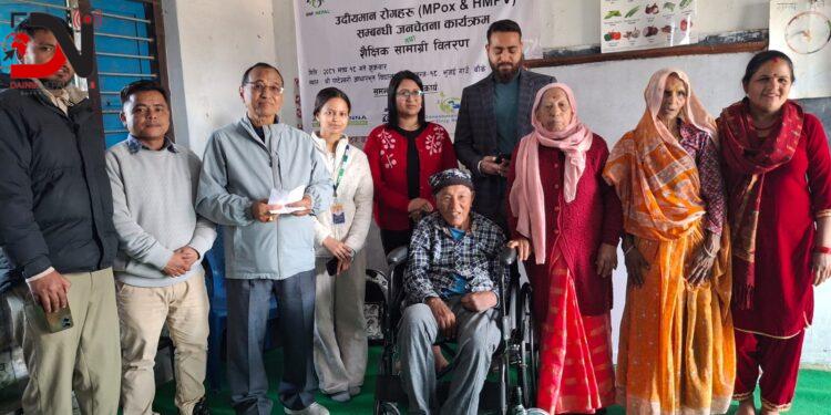 फाउण्डेशनद्वारा शैक्षिक सामाग्री र व्हिल चियर वितरण