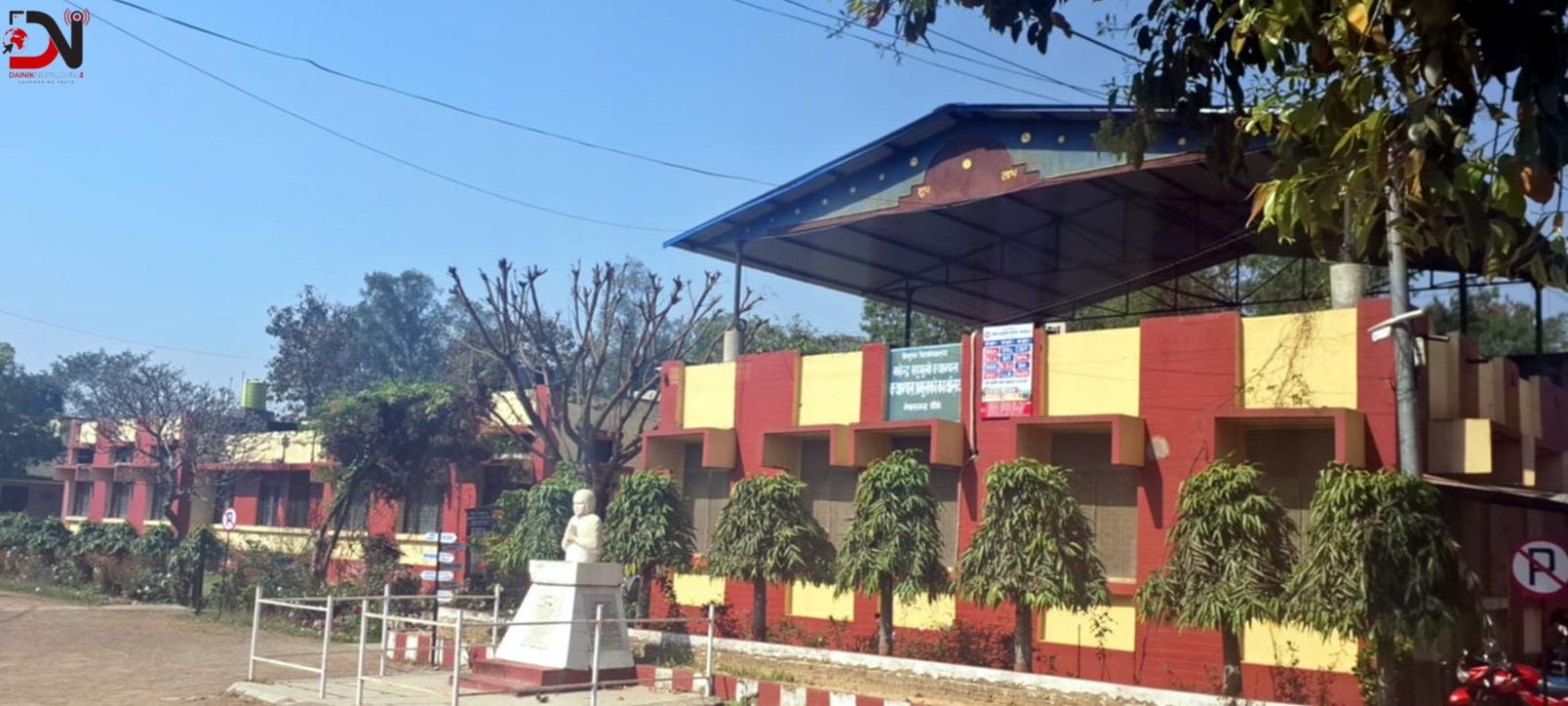 नेता छान्दै विद्यार्थी