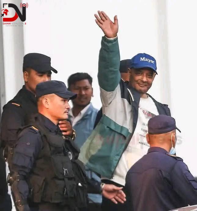 सांसद राणालाई राज्य द्रोह !